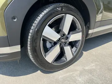 Plug-in Hybrid SUV – 252 CP 7 locuri Full LED 2025
