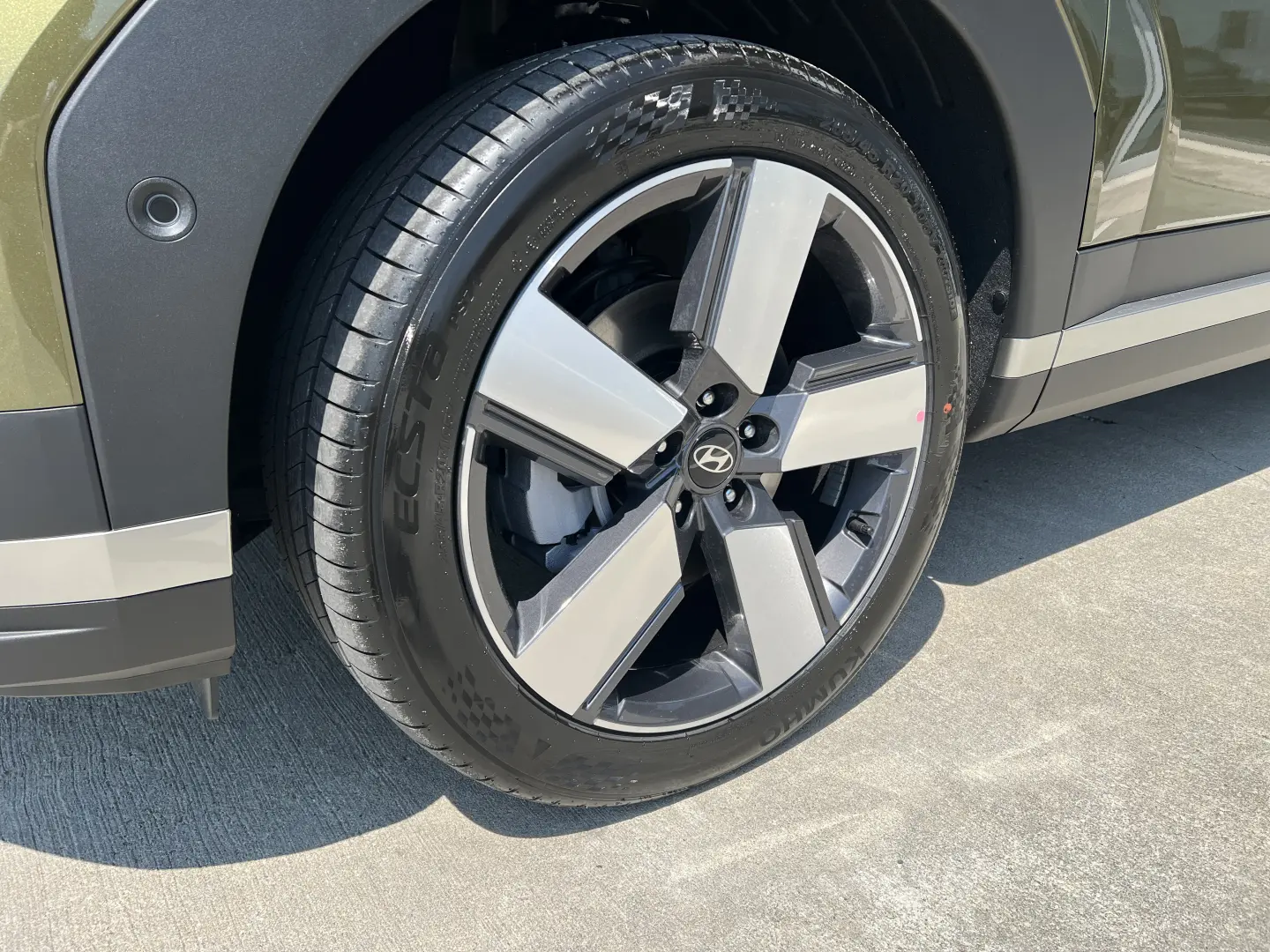 Plug-in Hybrid SUV – 252 CP 7 locuri Full LED 2025