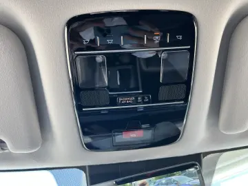 Plug-in Hybrid SUV – 252 CP 7 locuri Full LED 2025