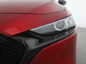 3 SKYACTIV-G 2.0 M-HYBRID LED Navi Head-Up ACC