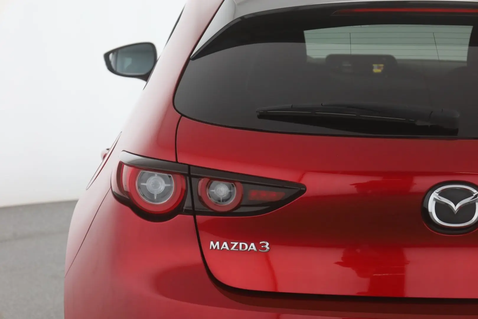 3 SKYACTIV-G 2.0 M-HYBRID LED Navi Head-Up ACC