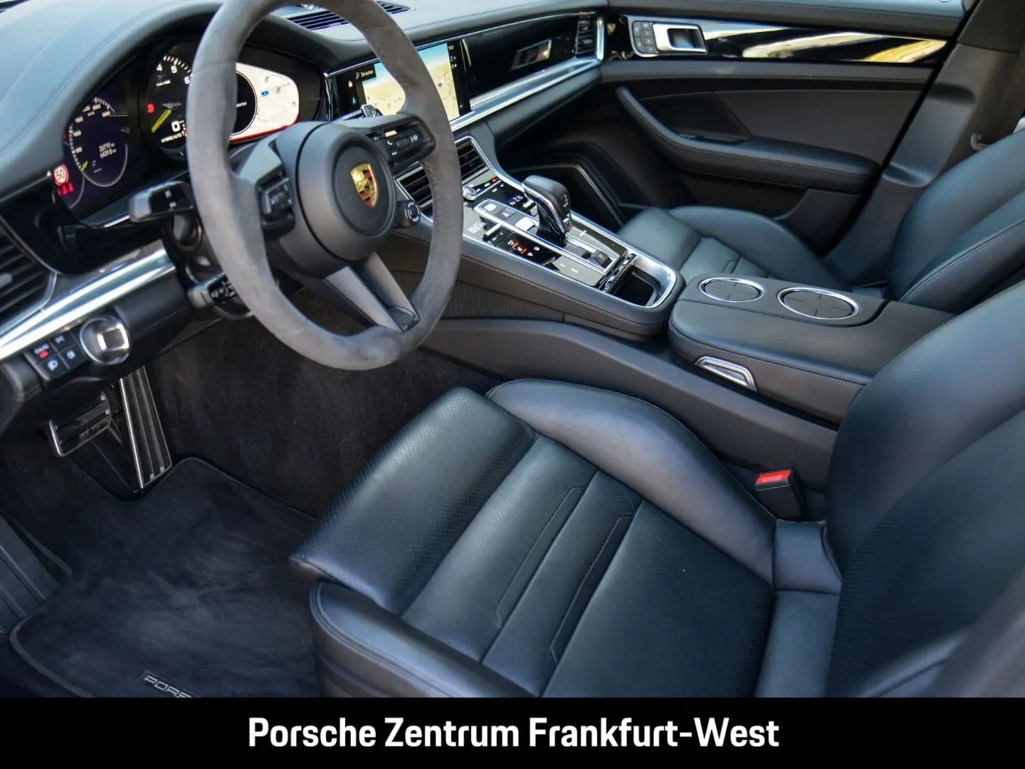 Panamera 4 E-Hybrid Sport Turismo Platinum Editi