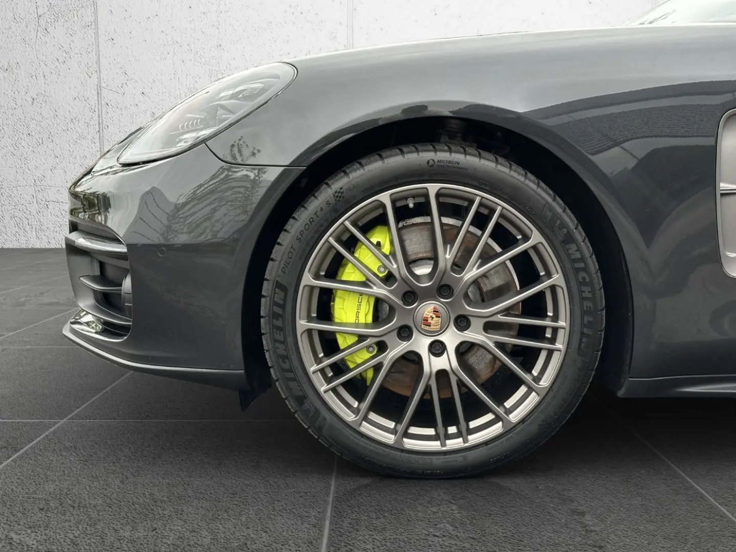 Panamera 4 E-Hybrid Sport Turismo Plat. Ed. SHZ