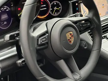 Panamera 4 E-Hybrid Sport Turismo Plat. Ed. SHZ