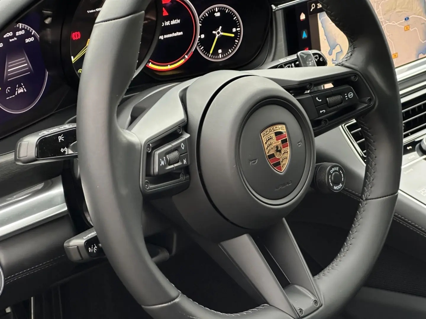 Panamera 4 E-Hybrid Sport Turismo Plat. Ed. SHZ