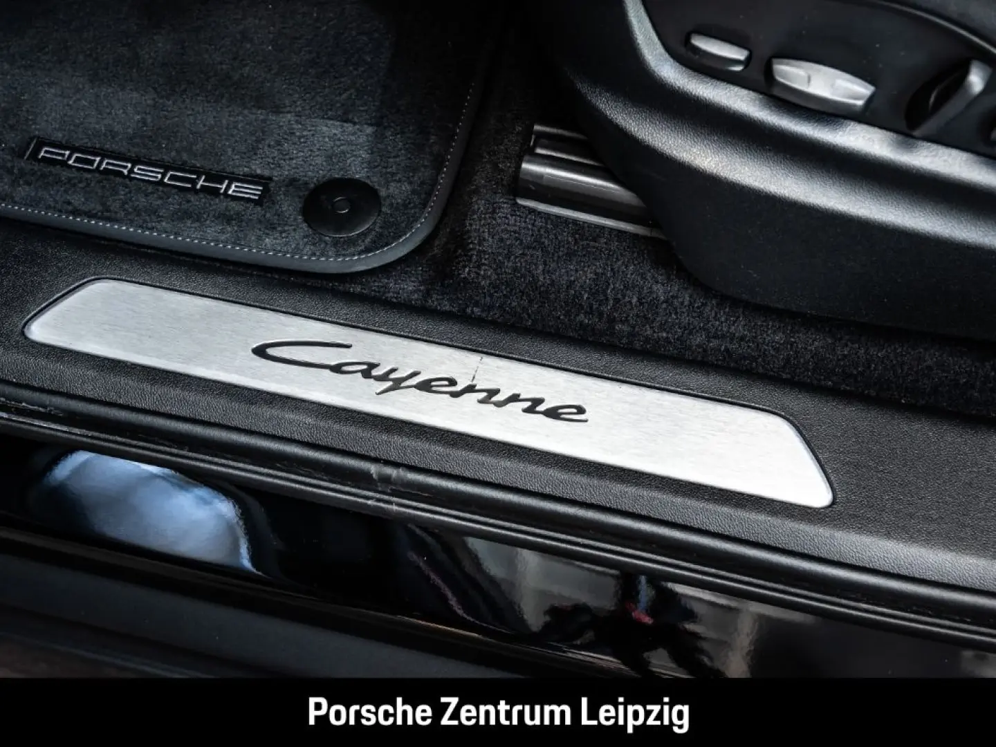 Cayenne E-Hybrid Burmester Sportabgas HD-Matrix