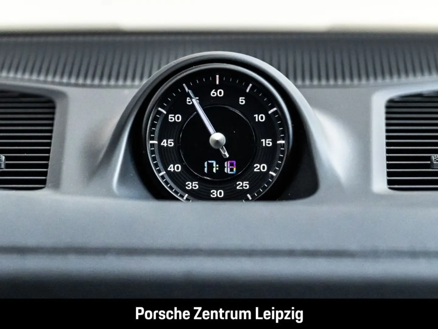 Cayenne E-Hybrid Burmester Sportabgas HD-Matrix