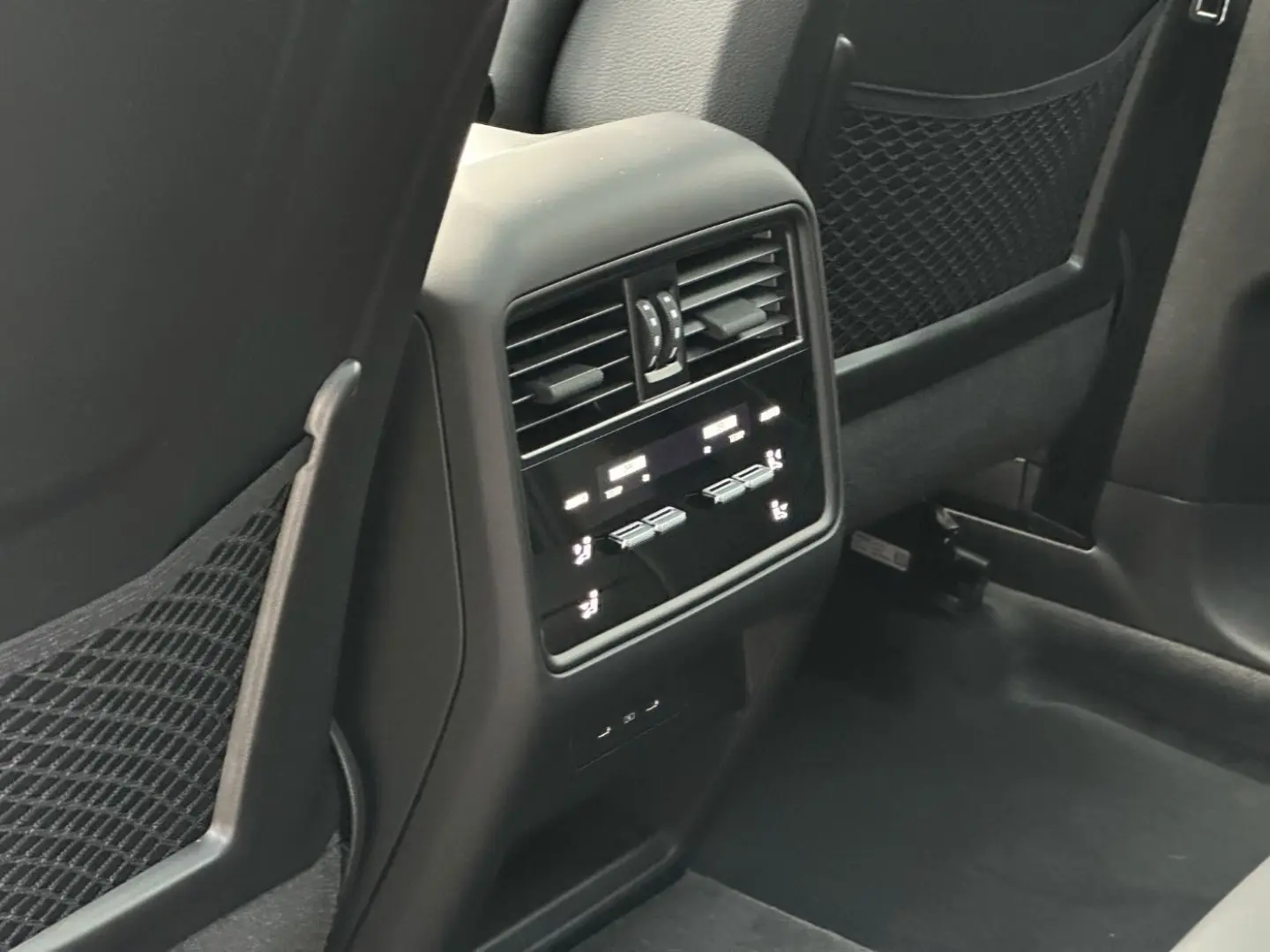 Cayenne S Coupé Surround V Soft-Close BOSE
