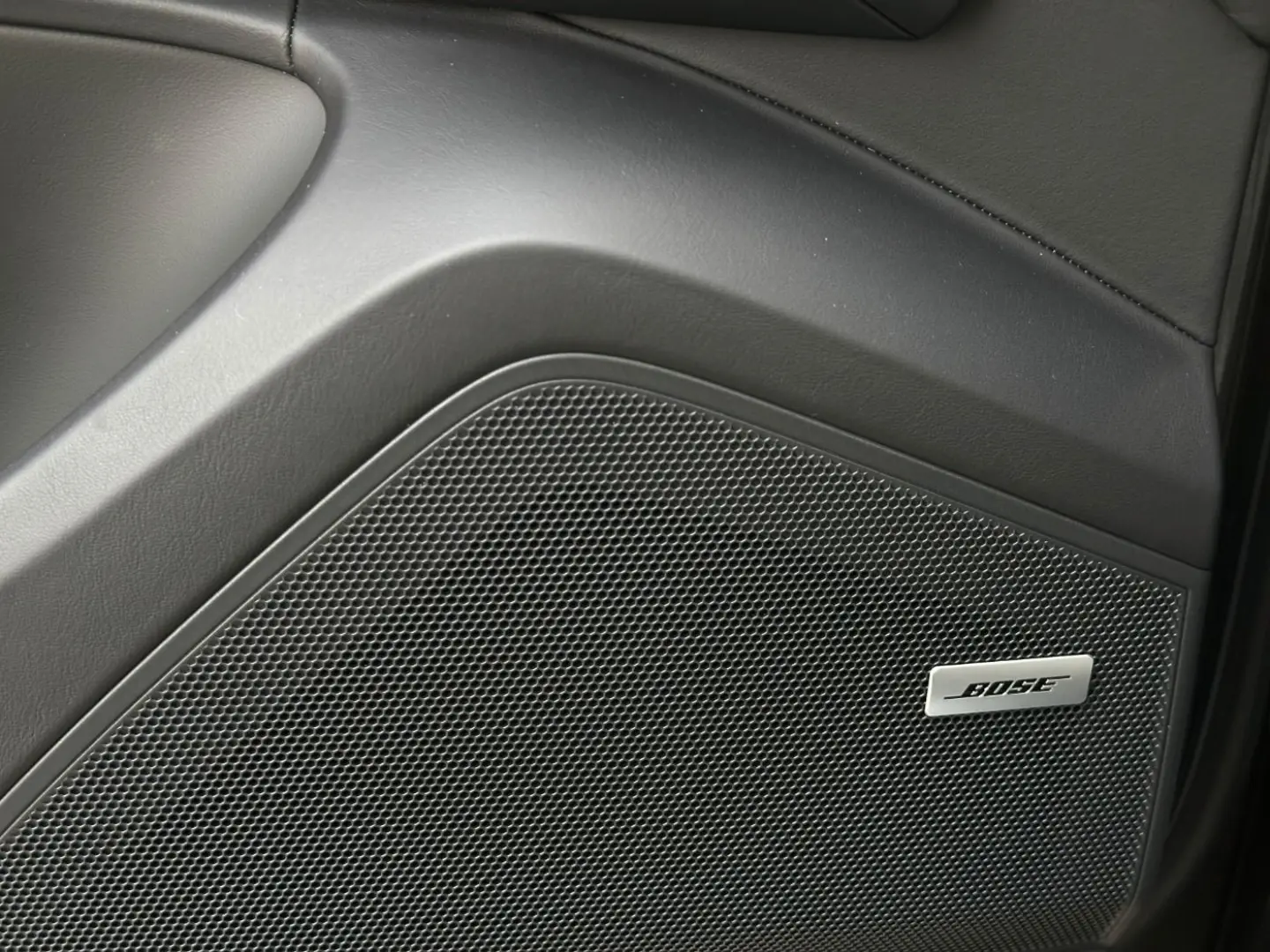 Cayenne S Coupé Surround V Soft-Close BOSE