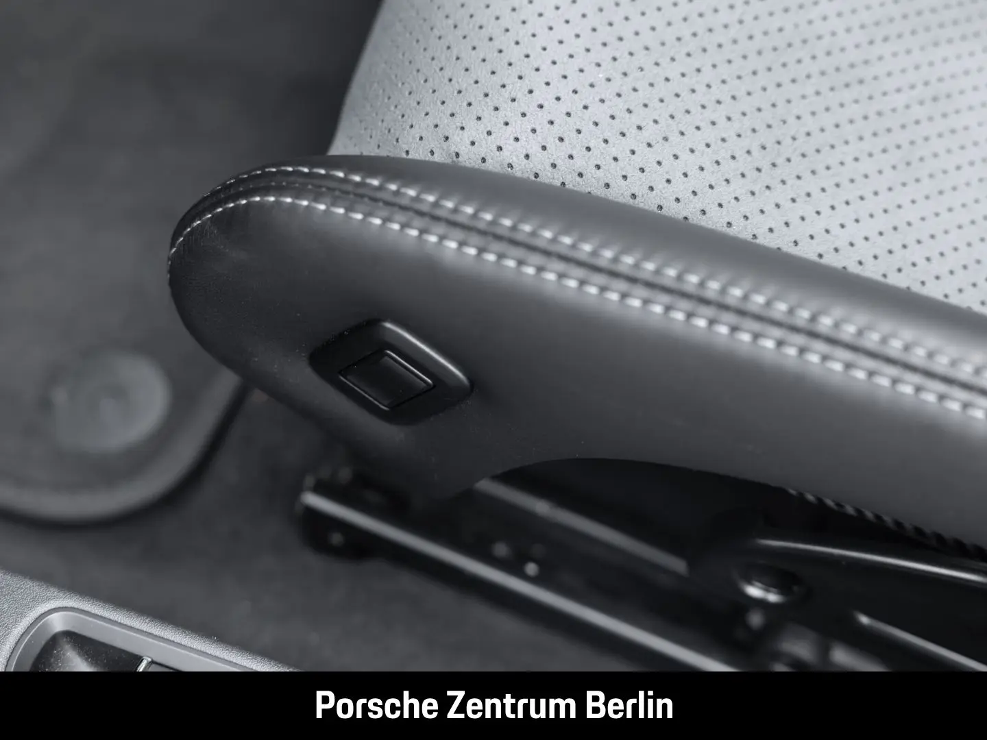 718 Spyder RS Liftsystem-VA Weissach-Paket Sport