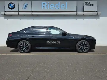 740d xDrive M Sportpaket*Standhzg*Sky-Lounge*B&W
