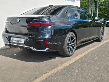740d xDrive M Sportpaket*Standhzg*Sky-Lounge*B&W