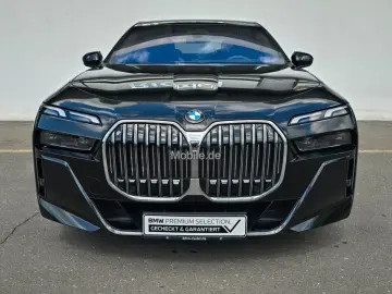 740d xDrive M Sportpaket*Standhzg*Sky-Lounge*B&W