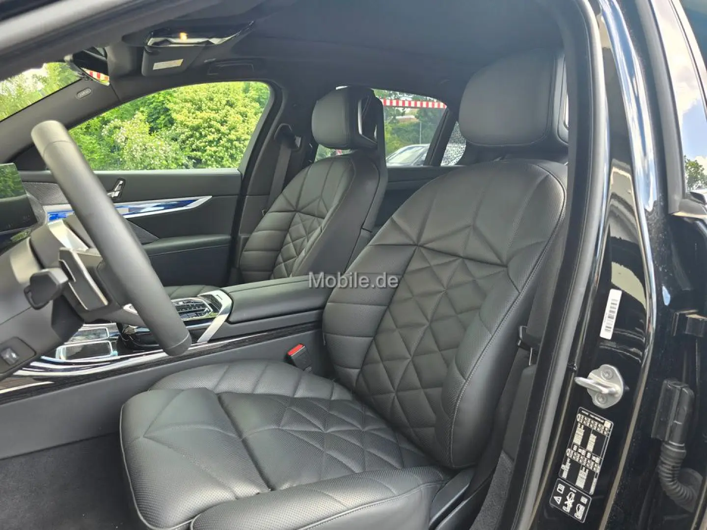740d xDrive M Sportpaket*Standhzg*Sky-Lounge*B&W