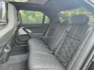 740d xDrive M Sportpaket*Standhzg*Sky-Lounge*B&W