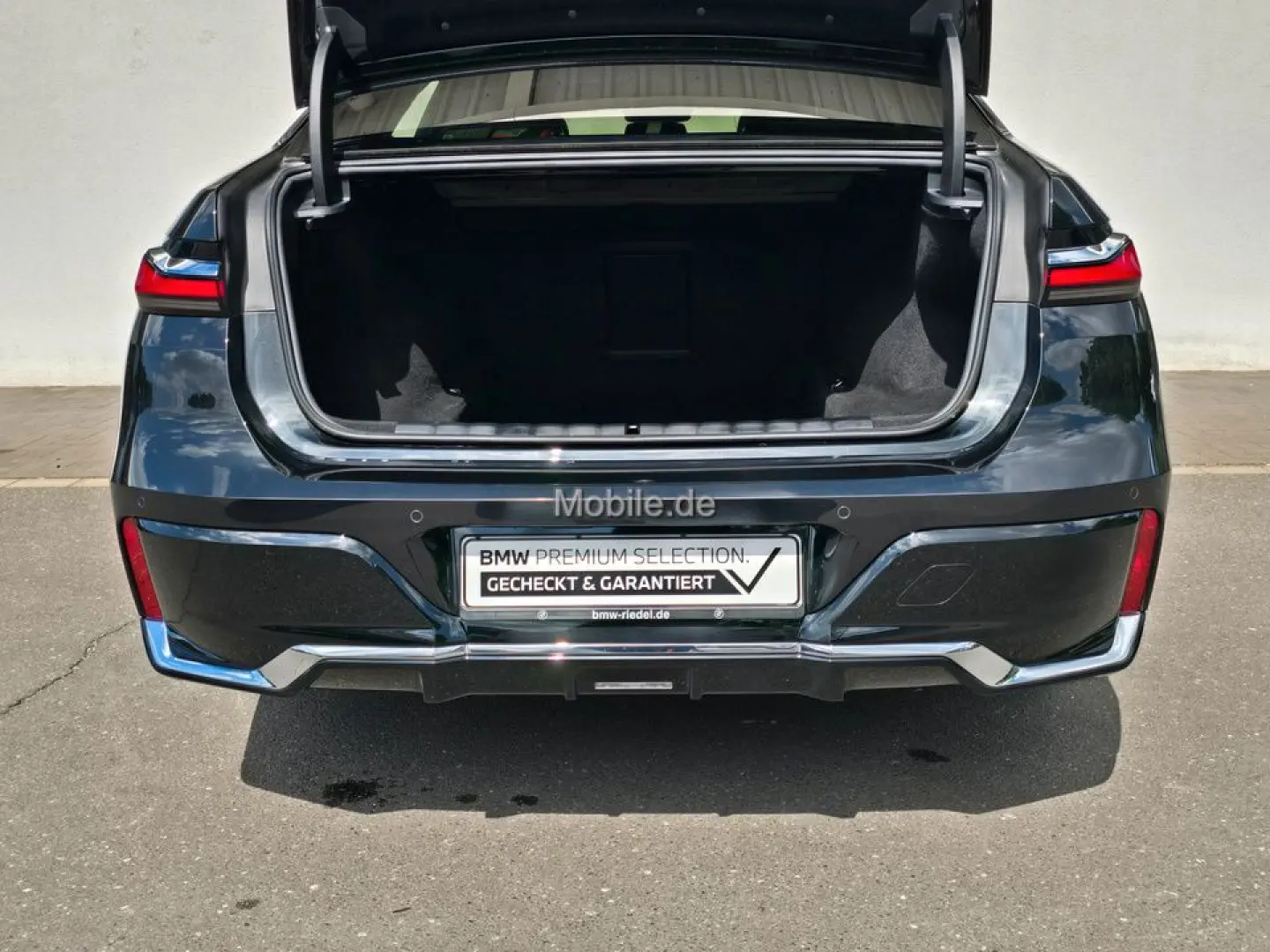 740d xDrive M Sportpaket*Standhzg*Sky-Lounge*B&W