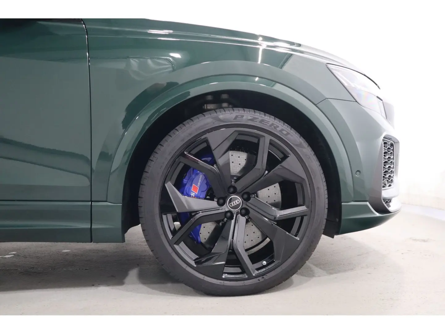 RS Q8 4.0 TFSI*UPE197*Keramik*305km/h*B&O*Pano*M