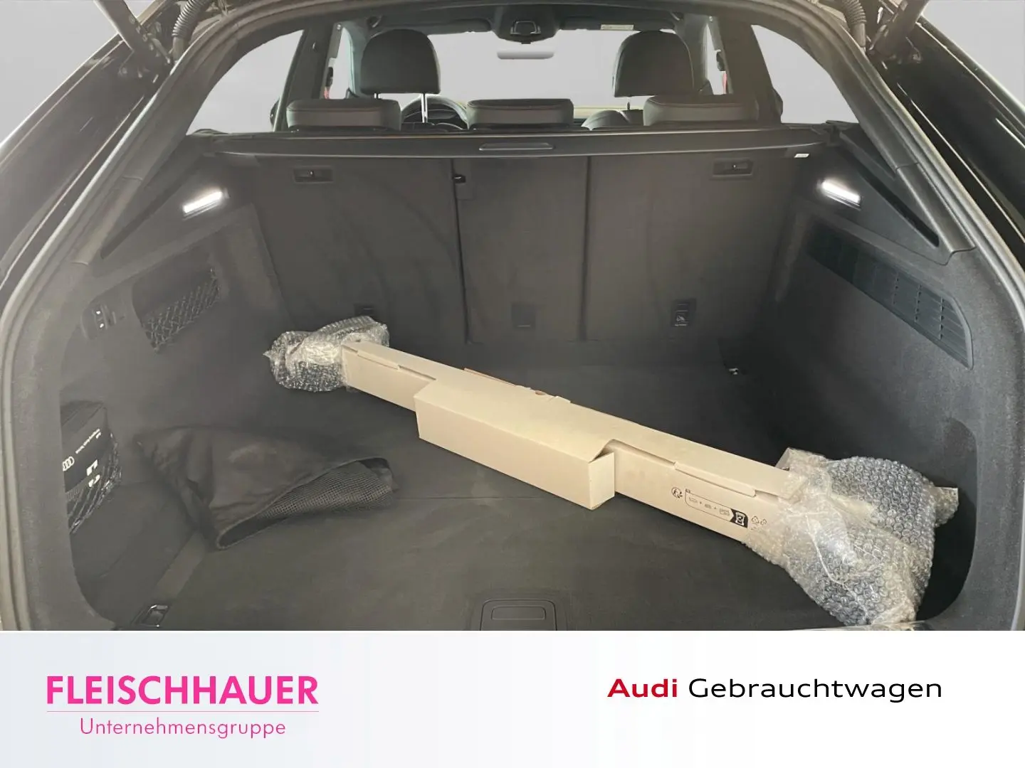Q8 55 TFSI quattro SUV S-line Sportpaket Luftfed