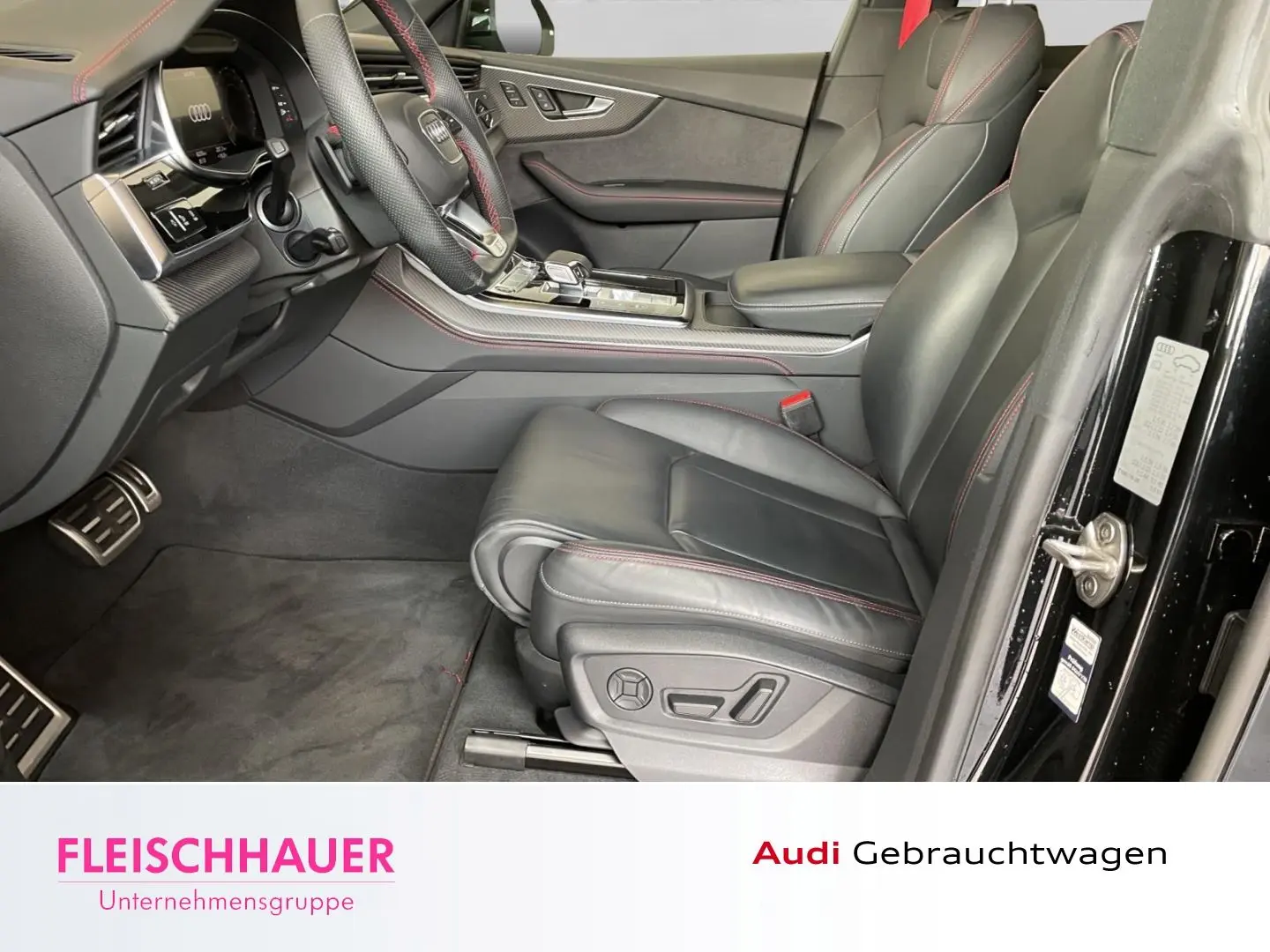 Q8 55 TFSI quattro SUV S-line Sportpaket Luftfed