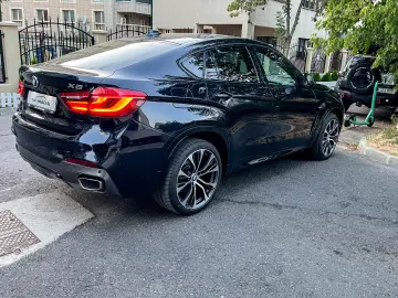 BMW X6 40d