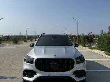 Mercedes-Benz GLS 400