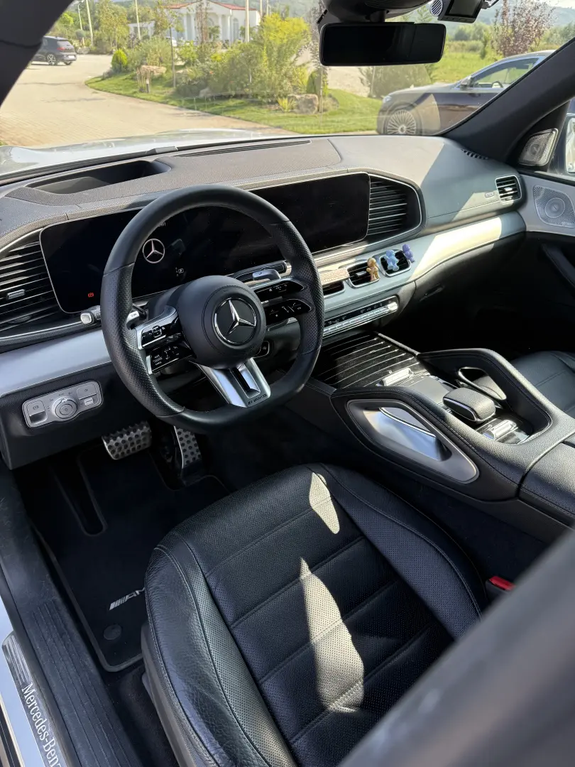 Mercedes-Benz GLS 400