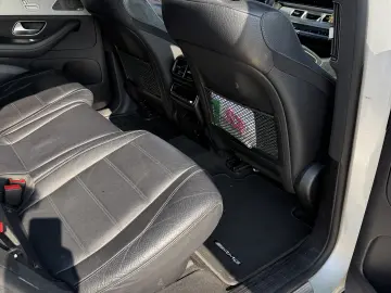 Mercedes-Benz GLS 400