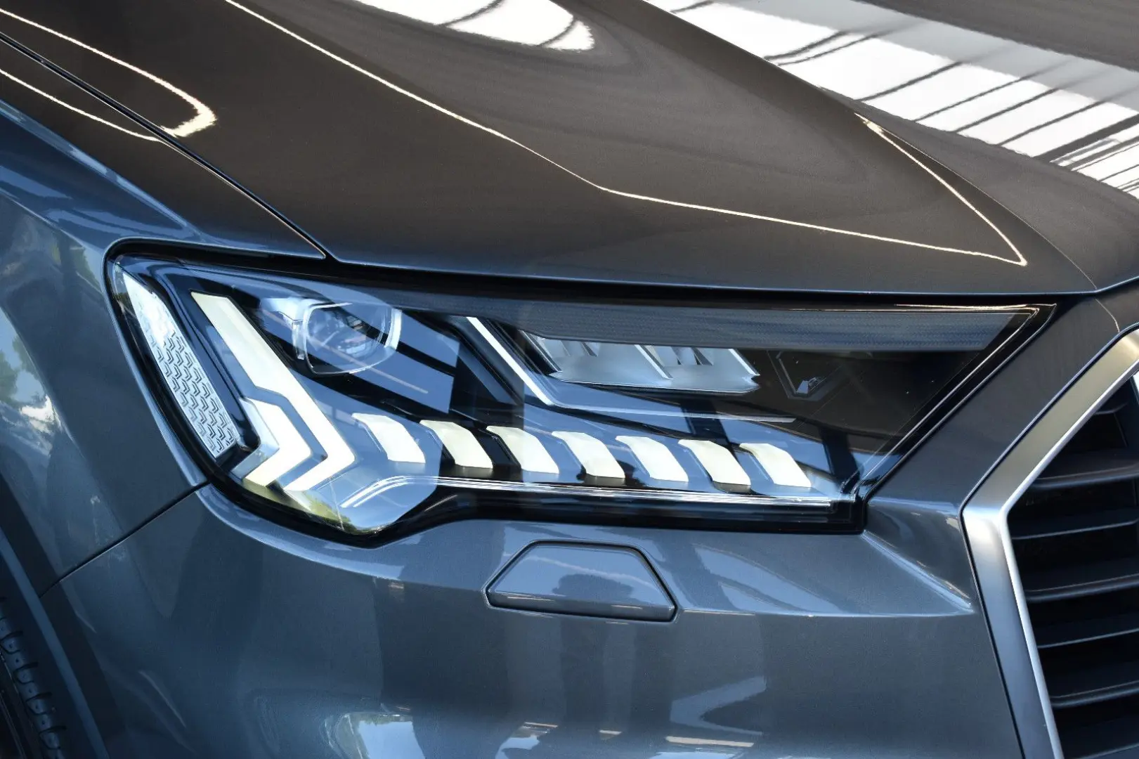 Q7 55TFSIe quattro Tiptronic S-Line LED~LiveC.