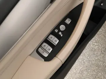 X3