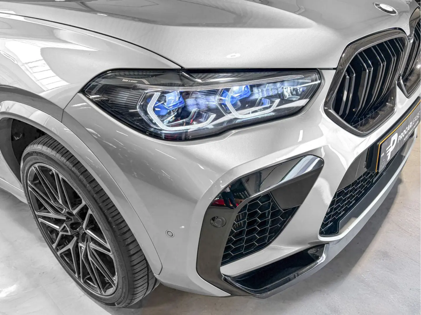 X6 M Competition,/Pano/HUD//Soft/Carbone/360° AC