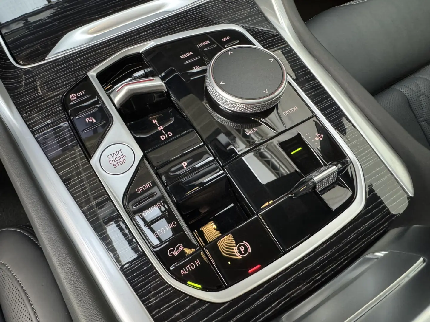 X6 xDr30d M Sport Pro Luft 22Zoll Integral AHK