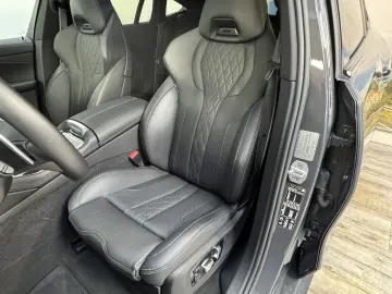 X6 xDr30d M Sport Pro Luft 22Zoll Integral AHK