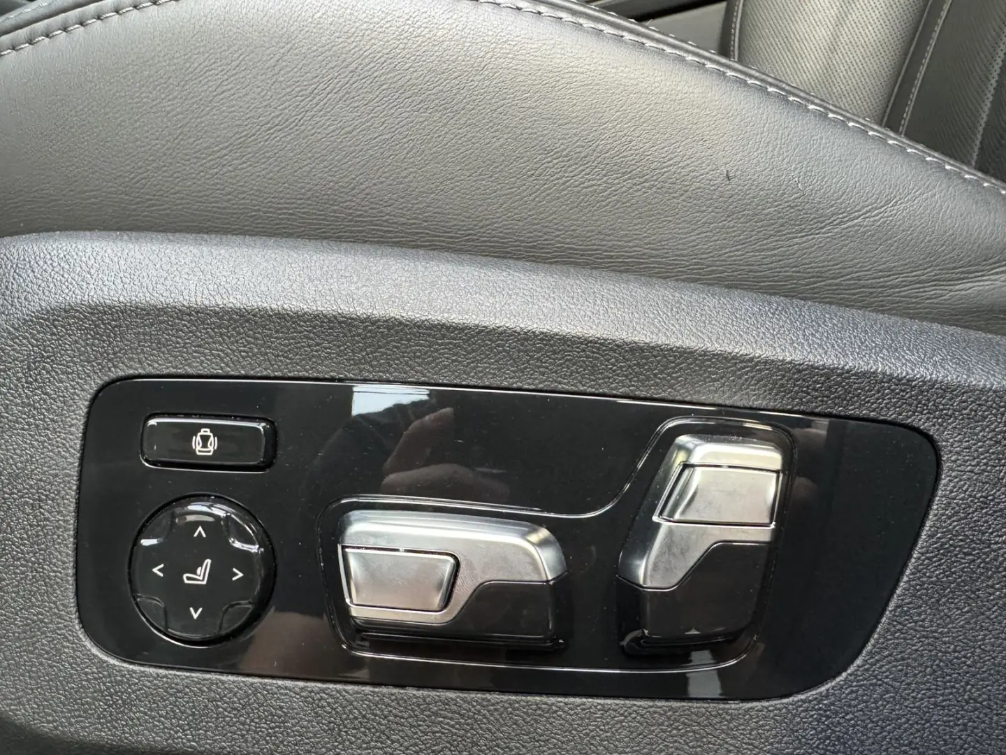 X6 xDr30d M Sport Pro Luft 22Zoll Integral AHK