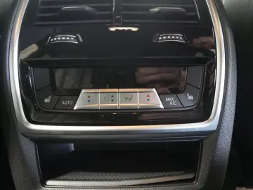 X5 xDrive30d M Sportpaket Gestiksteuerung DAB Ko