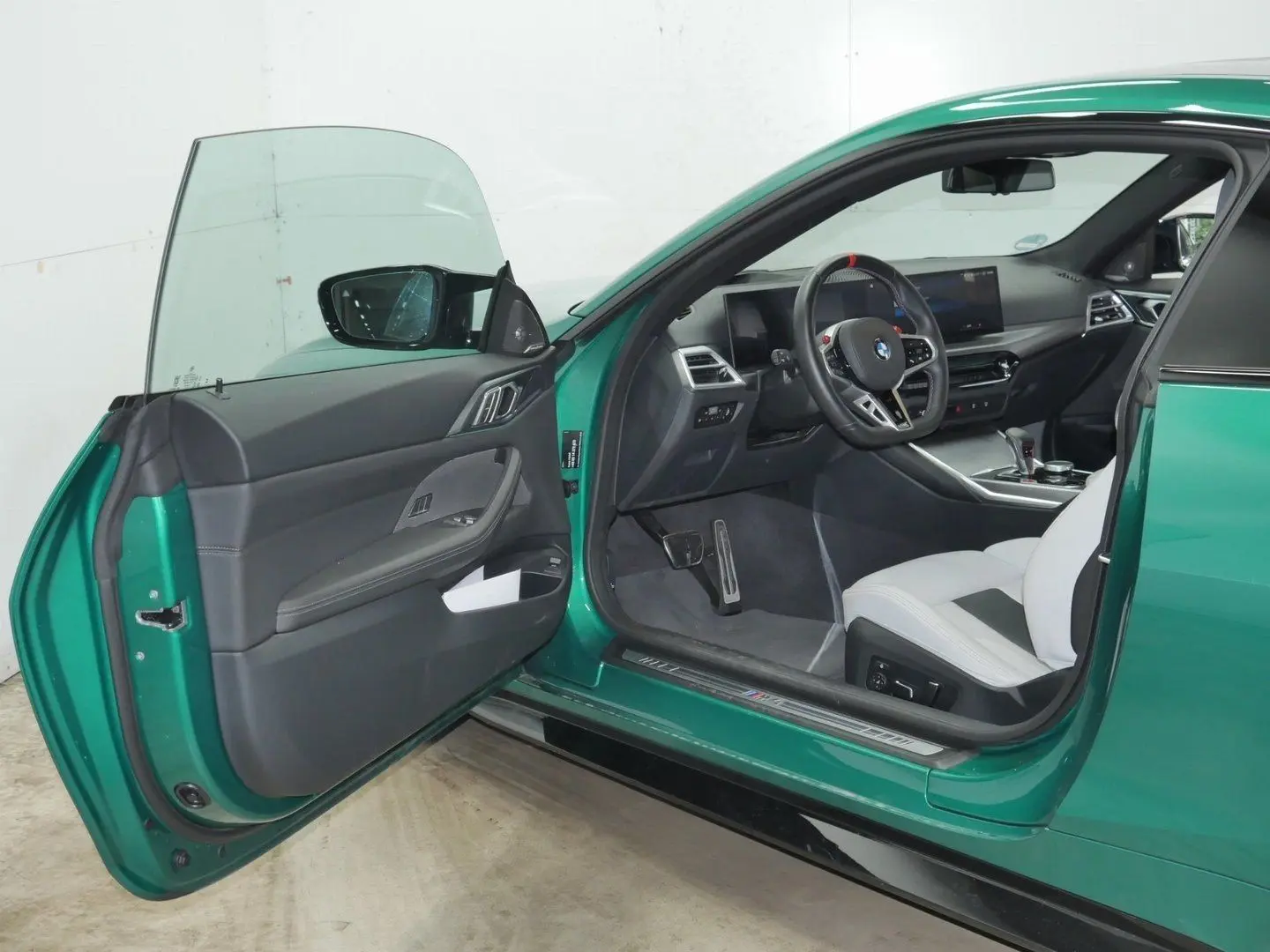 M4 Competition M xDrive Coupé M Sportsitze HK