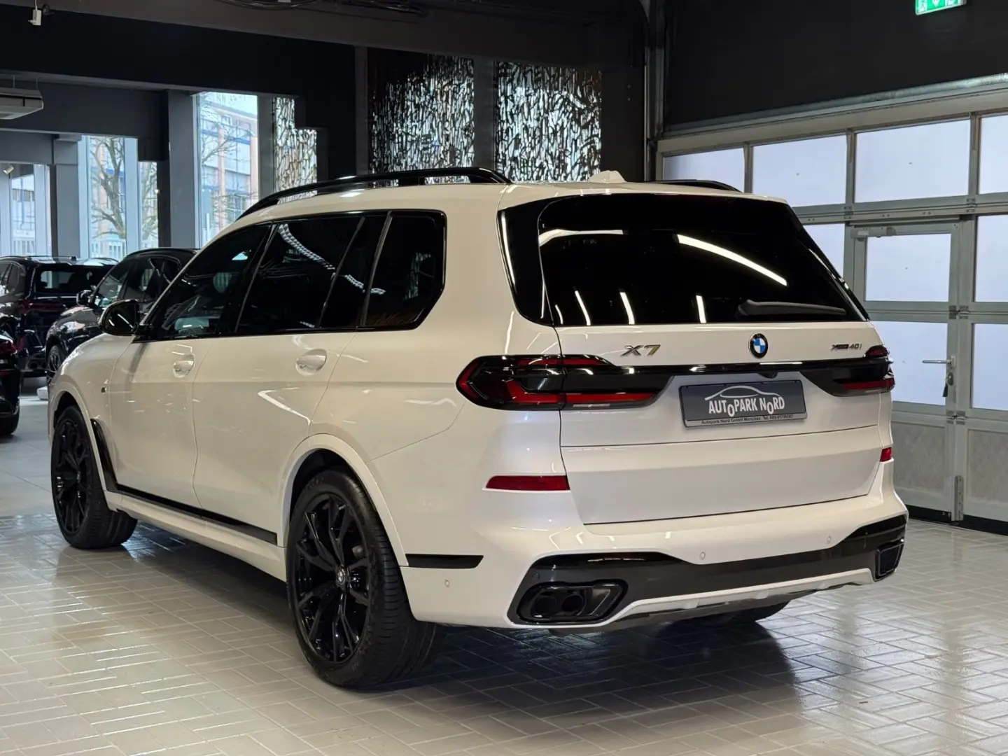 X7 xDrive 40i M Sport~PANO~HUD~KRISTAL~KAMERA