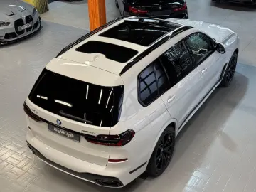 X7 xDrive 40i M Sport~PANO~HUD~KRISTAL~KAMERA