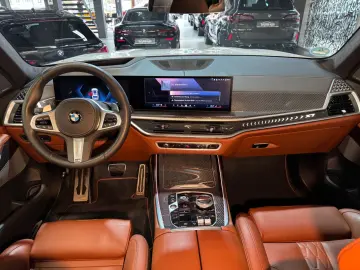 X7 xDrive 40i M Sport~PANO~HUD~KRISTAL~KAMERA