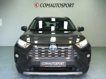 TOYOTA RAV4 2.5 HYBRID 4×4 DYNAMIC
