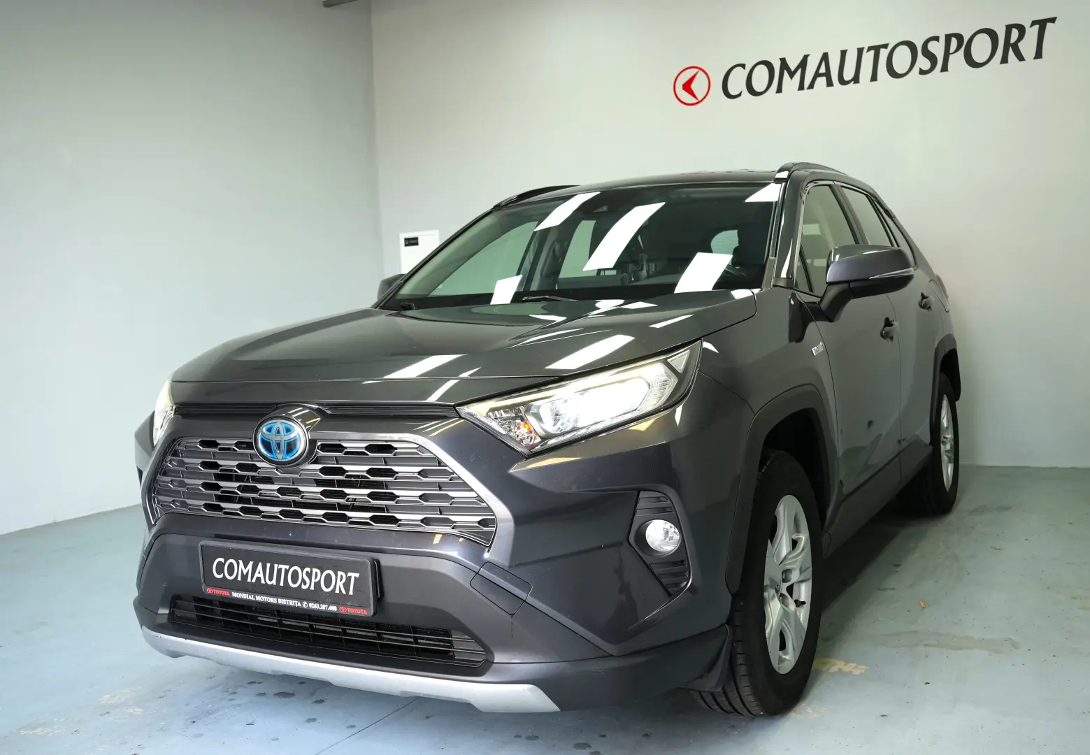 TOYOTA RAV4 2.5 HYBRID 4×4 DYNAMIC