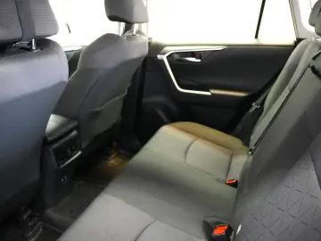 TOYOTA RAV4 2.5 HYBRID 4×4 DYNAMIC