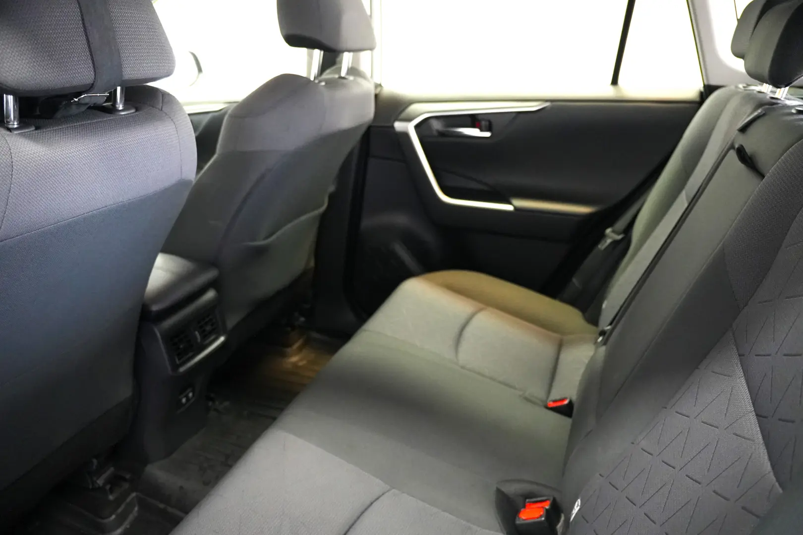 TOYOTA RAV4 2.5 HYBRID 4×4 DYNAMIC