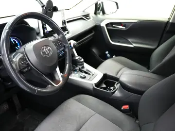 TOYOTA RAV4 2.5 HYBRID 4×4 DYNAMIC