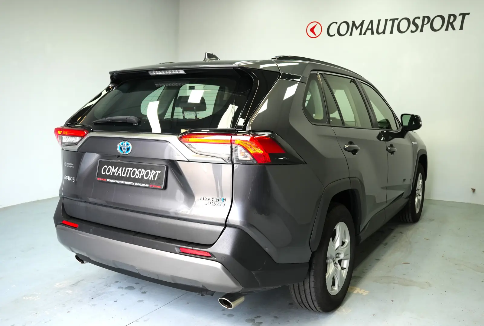 TOYOTA RAV4 2.5 HYBRID 4×4 DYNAMIC