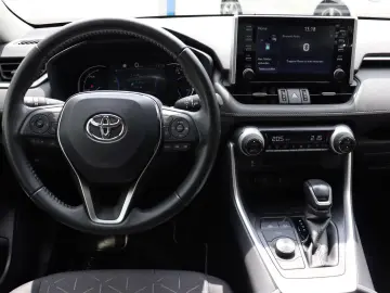 RAV 4 Hybrid 4x4 Comfort*Kamera*ACC*LED