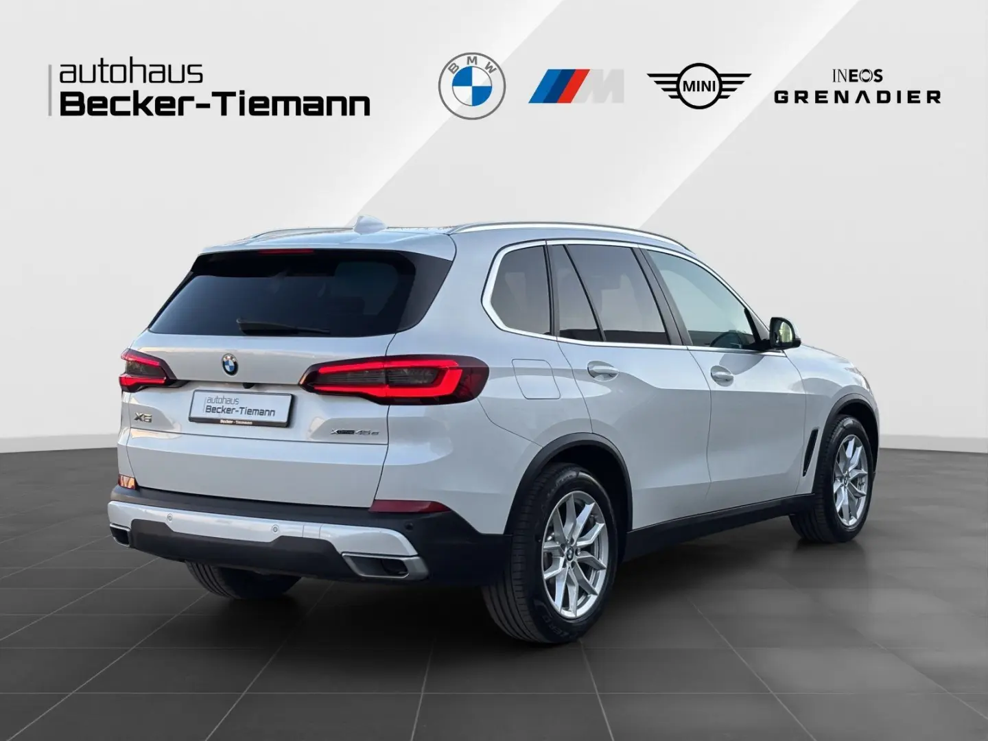 X5 xDrive45e B&W HiFi | Pano.Dach SkyL. | 2-A Lu