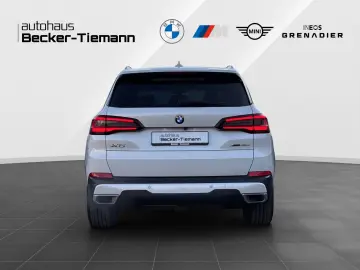 X5 xDrive45e B&W HiFi | Pano.Dach SkyL. | 2-A Lu