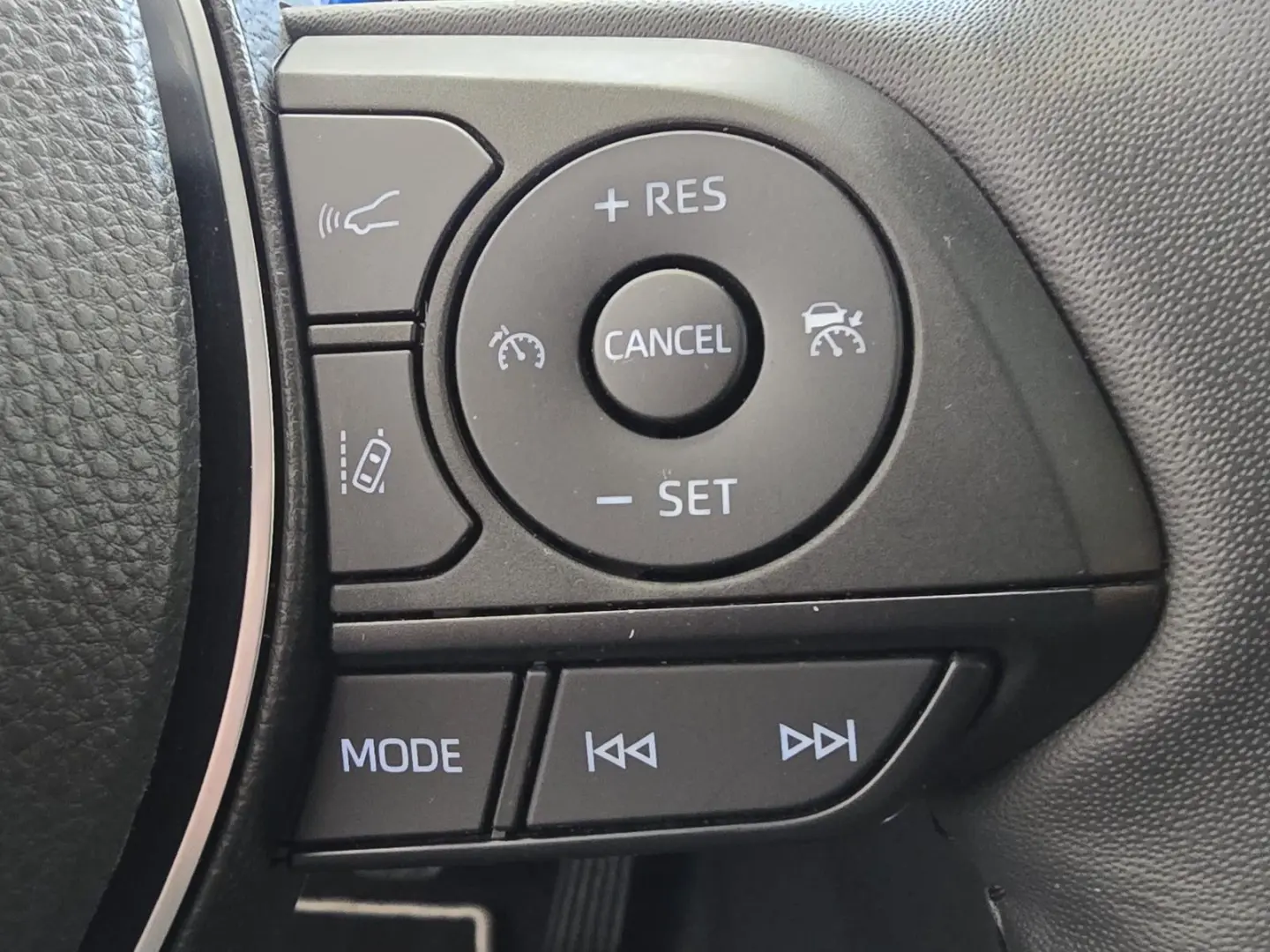 RAV 4 Hybrid 4x4 Lounge *NAV*SB*LEDER*360°