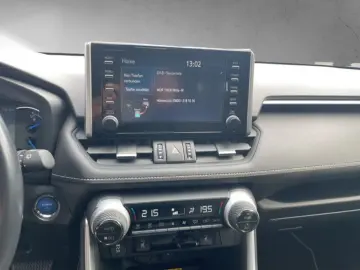 RAV4 2.5 Hybrid Team D *AHK*BLIS*NAV*ACC NAVI
