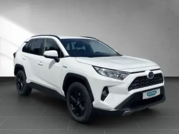 RAV4 2.5 Hybrid Team D *AHK*BLIS*NAV*ACC NAVI